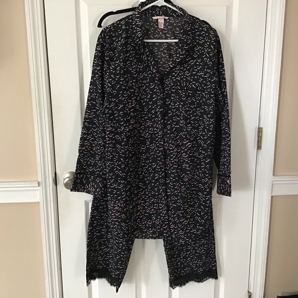 NWOT Victoria Secret 2 piece pajamas size Medium